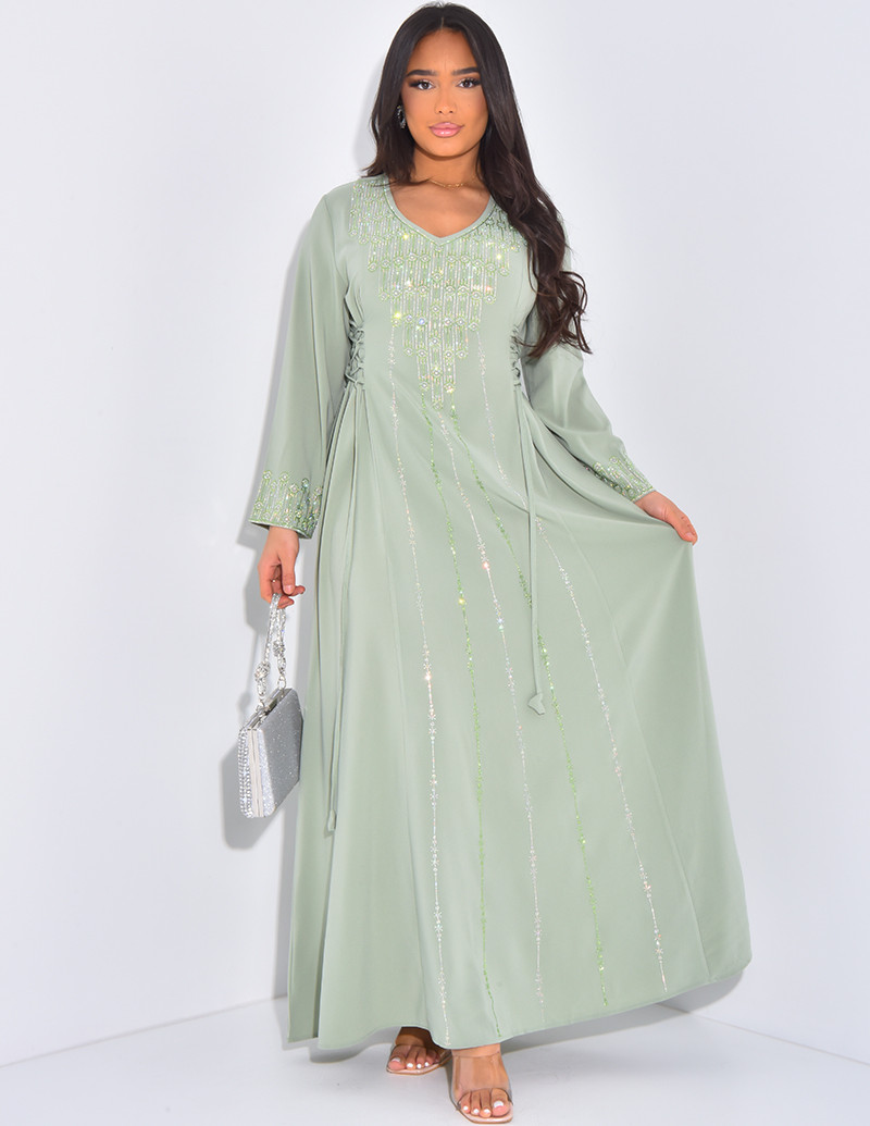 Abaya à strass et lacets...