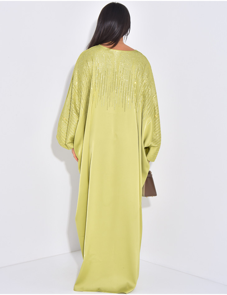 Weite Abaya mit Strasssteinen