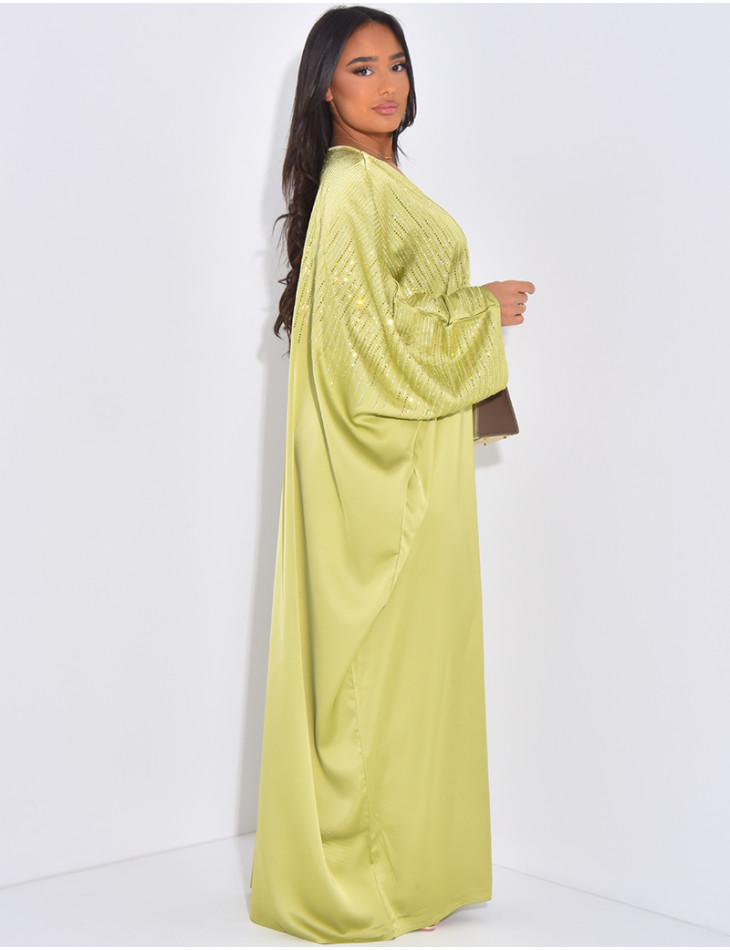 Weite Abaya mit Strasssteinen