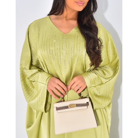 Weite Abaya mit Strasssteinen