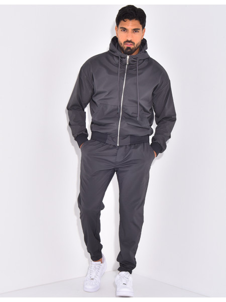 Ensemble pantalon et veste à capuche
