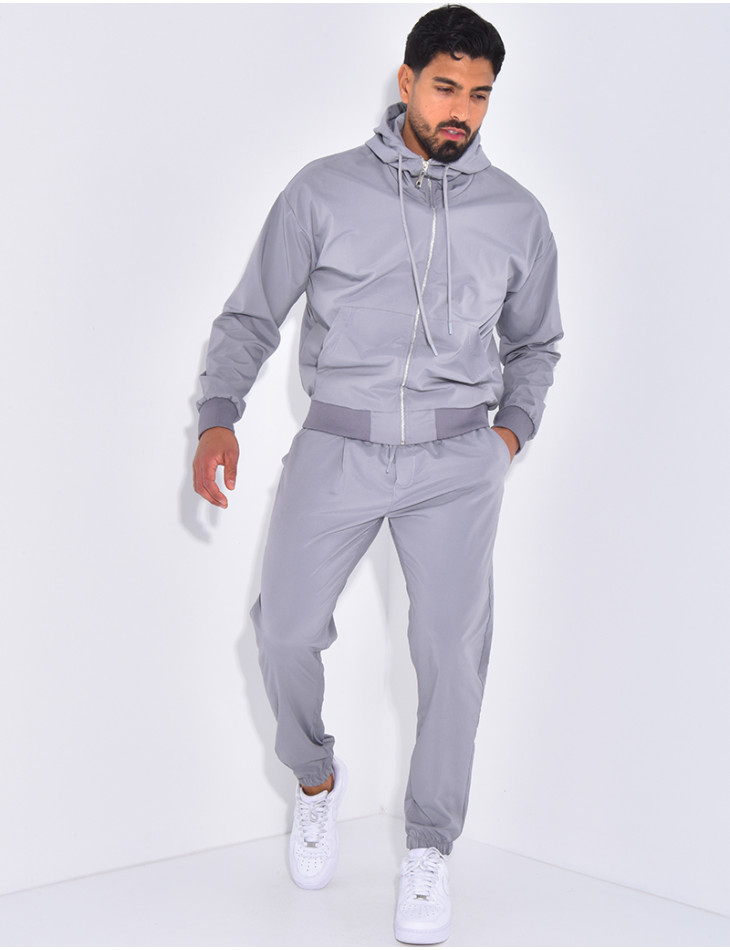 Ensemble pantalon et veste à capuche
