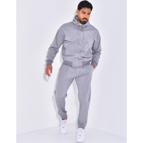 Ensemble pantalon et veste à capuche