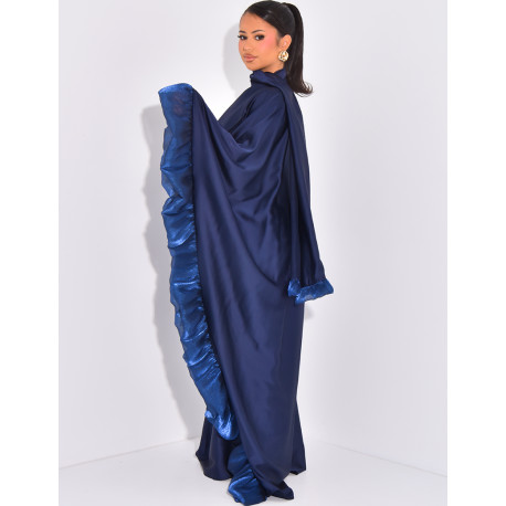 Abaya papillon à volants sur les bords et écharpe au col