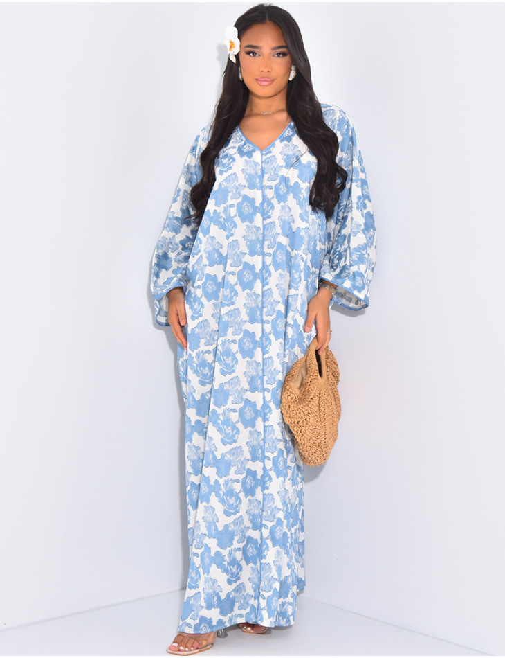 V-neck abaya with embossed floral fabric