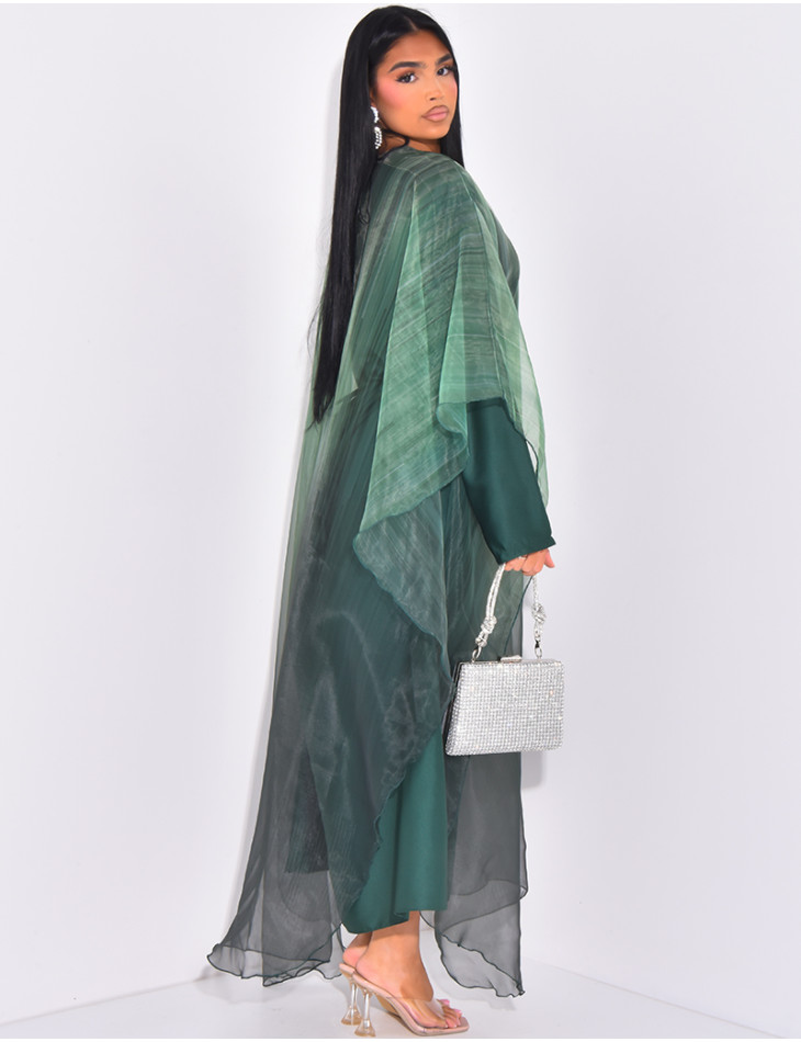 Abaya mit Unterkleid aus Satin und bedrucktem Umhang aus irisierendem Voile.