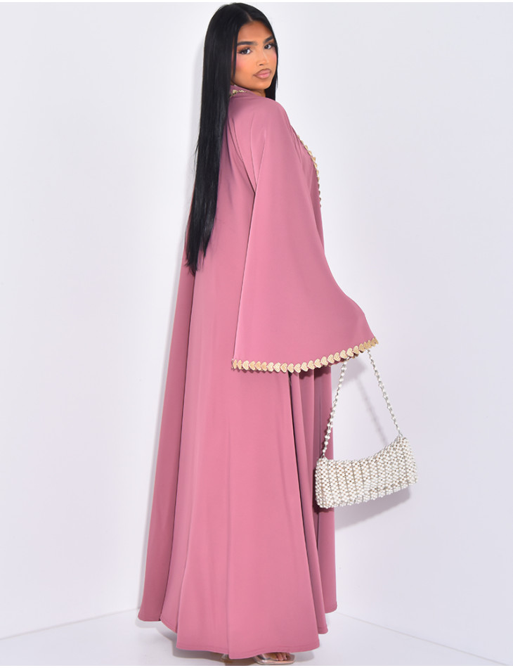 Kimono with embroidered borders and heart patterns