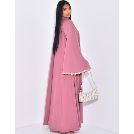 Kimono with embroidered borders and heart patterns