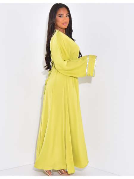 Ensemble robe sans manche et kimono à liseré en strass