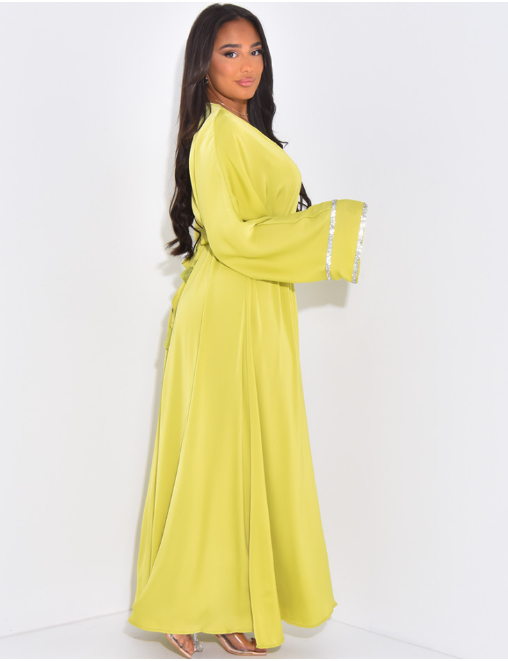 Ensemble robe sans manche et kimono à liseré en strass