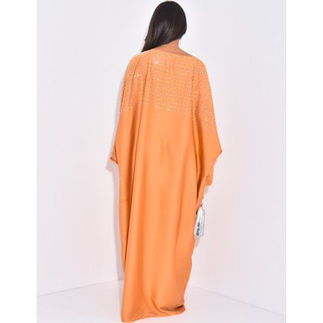 Loose-fitting abaya with rhinestones on the shoulders