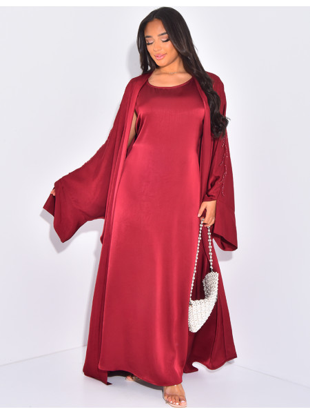 Set aus Kleid und Premium-Kimono mit Strasssteinen an den Ärmeln.