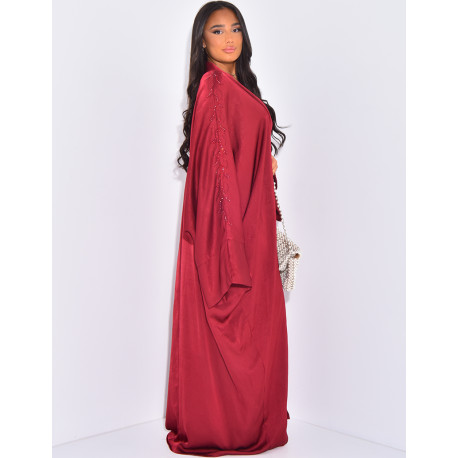 Set aus Kleid und Premium-Kimono mit Strasssteinen an den Ärmeln.