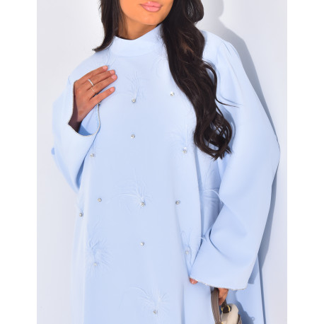 Abaya premium à perlage réalisé à la main et plumes