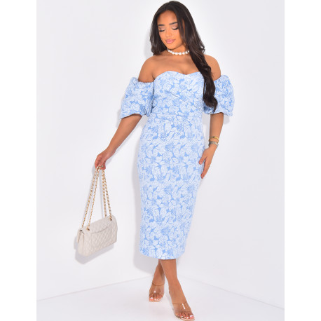 Robe mi-longue col bardot à motifs en relief