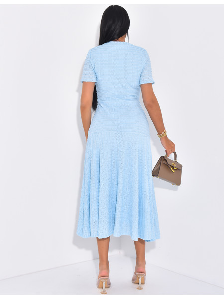 Robe longue texturée & évasée à boutons dorés