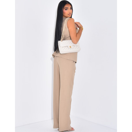 Ensemble pantalon coupe droite et gilet sans manche col carré