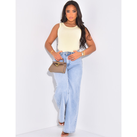 Wide high-waisted jeans with light wash