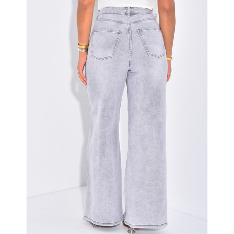 Jeans mit hoher Taille und breiter Passform mit heller Waschung