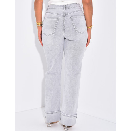 Gerade geschnittene Jeans mit breitem Revers