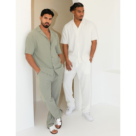 Ensemble plissé pantalon et chemise manches courtes