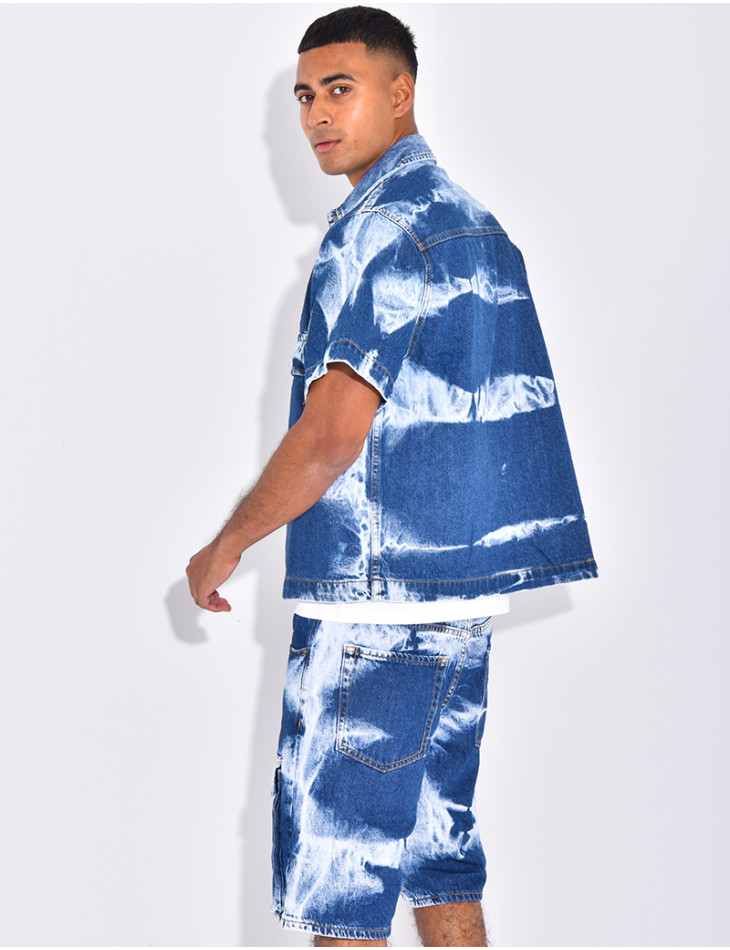 Ensemble en jeans short et chemise sans manches