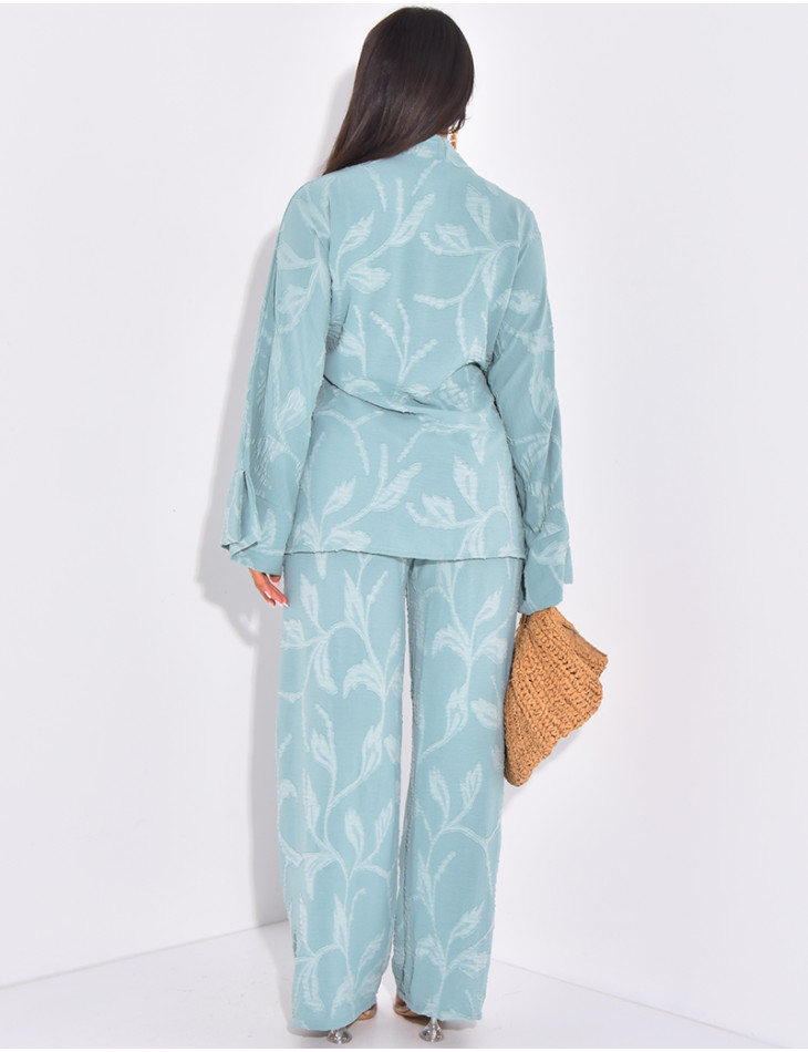 Tie-back kimono and trousers set with leaf motif