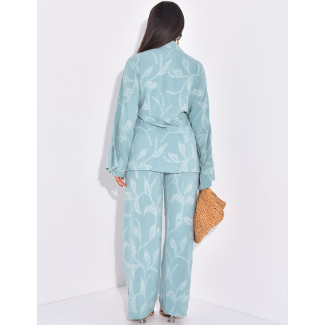 Tie-back kimono and trousers set with leaf motif