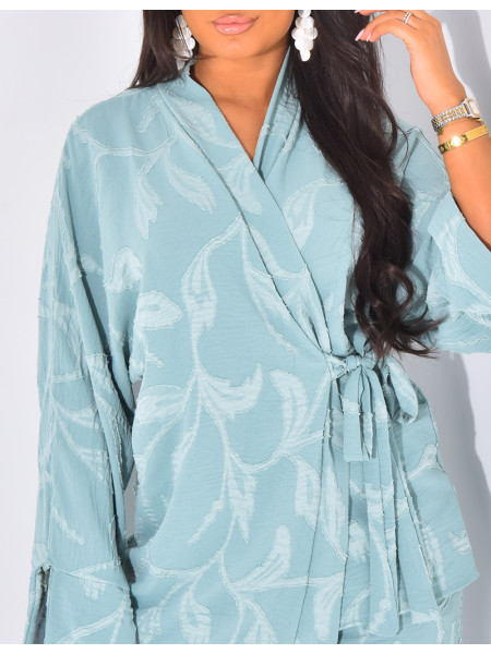 Tie-back kimono and trousers set with leaf motif