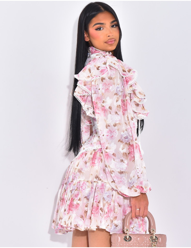 Kurzes Kleid mit Rüschen Blumenmuster pastellfarben