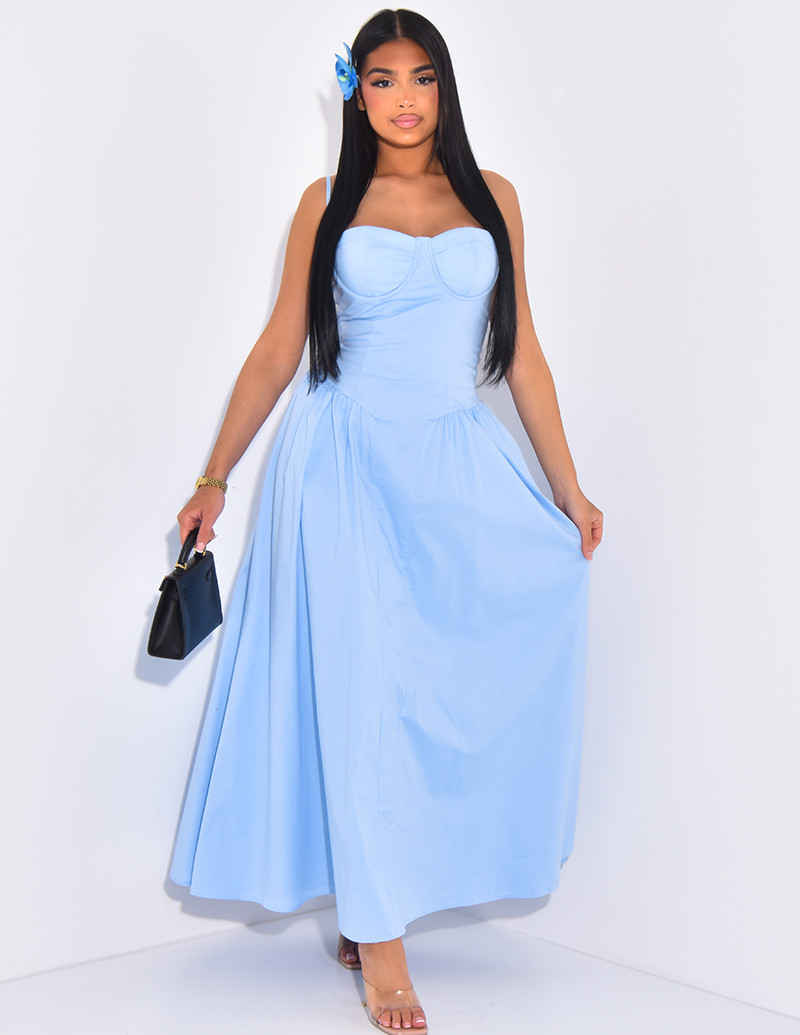 Robe longue à fines bretelles