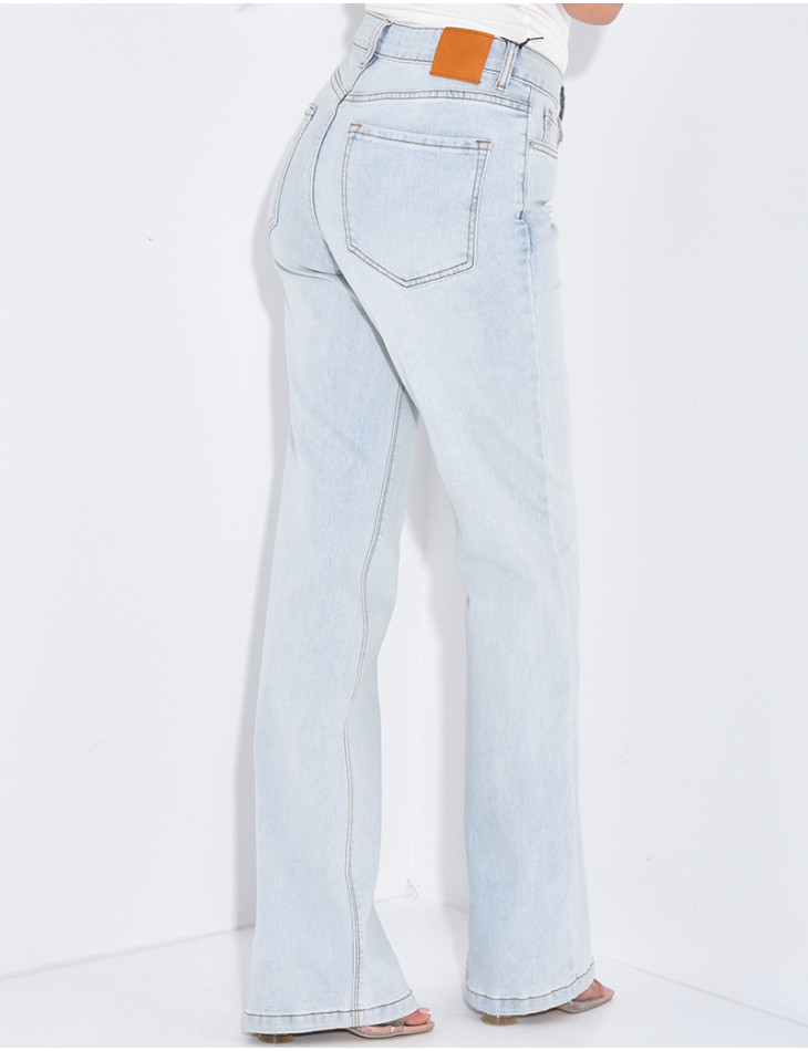 Stretchy flared jeans