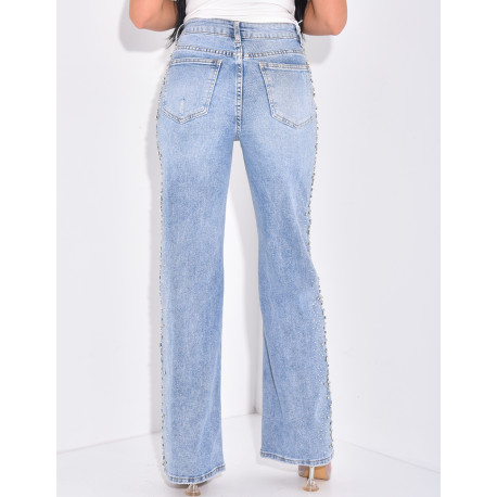 Verwaschene Straight Leg Jeans mit Strass & Kristallen