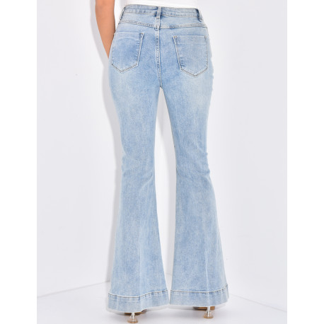 Schlagjeans mit verwaschenem Effekt