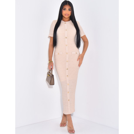 Robe longue texturée à boutons dorés