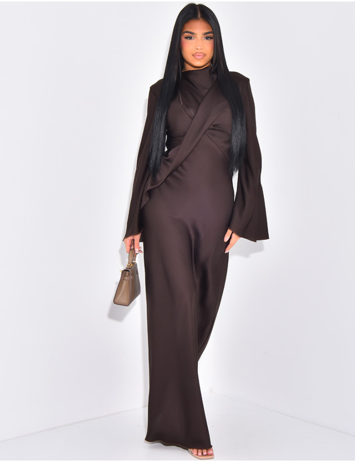 Robe longue en satin effet croisé sur l'avant