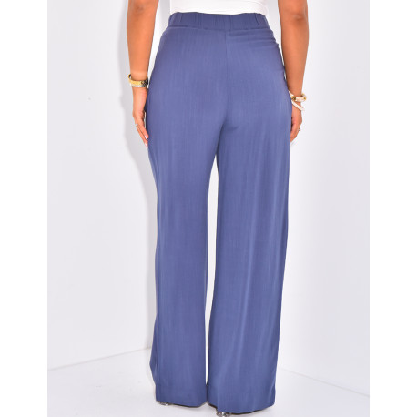 Pantalon coupe droite et taille haute en lin