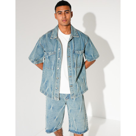Ensemble en jeans short et chemise