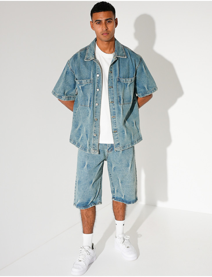 Ensemble en jeans short et chemise