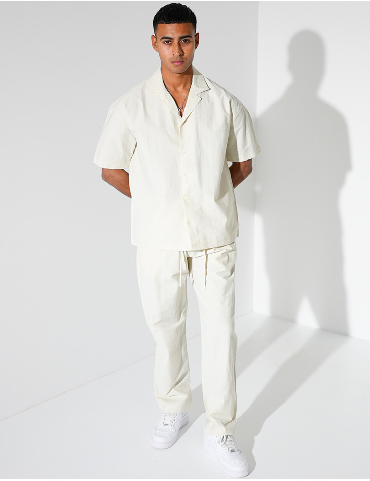 Ensemble pantalon et chemise manches courtes