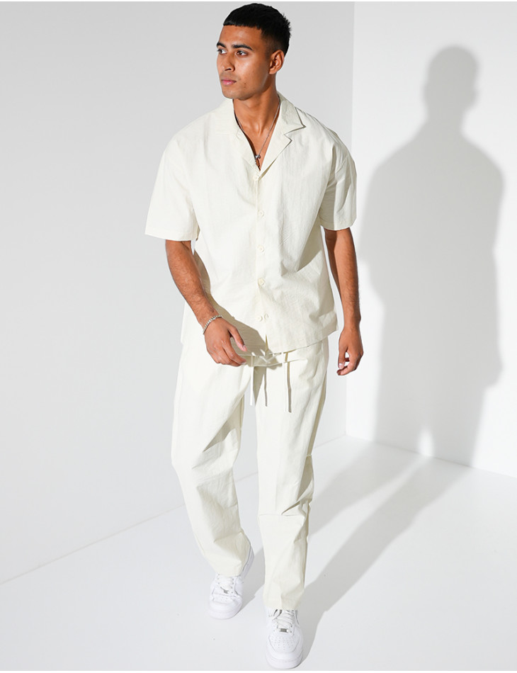Ensemble pantalon et chemise manches courtes
