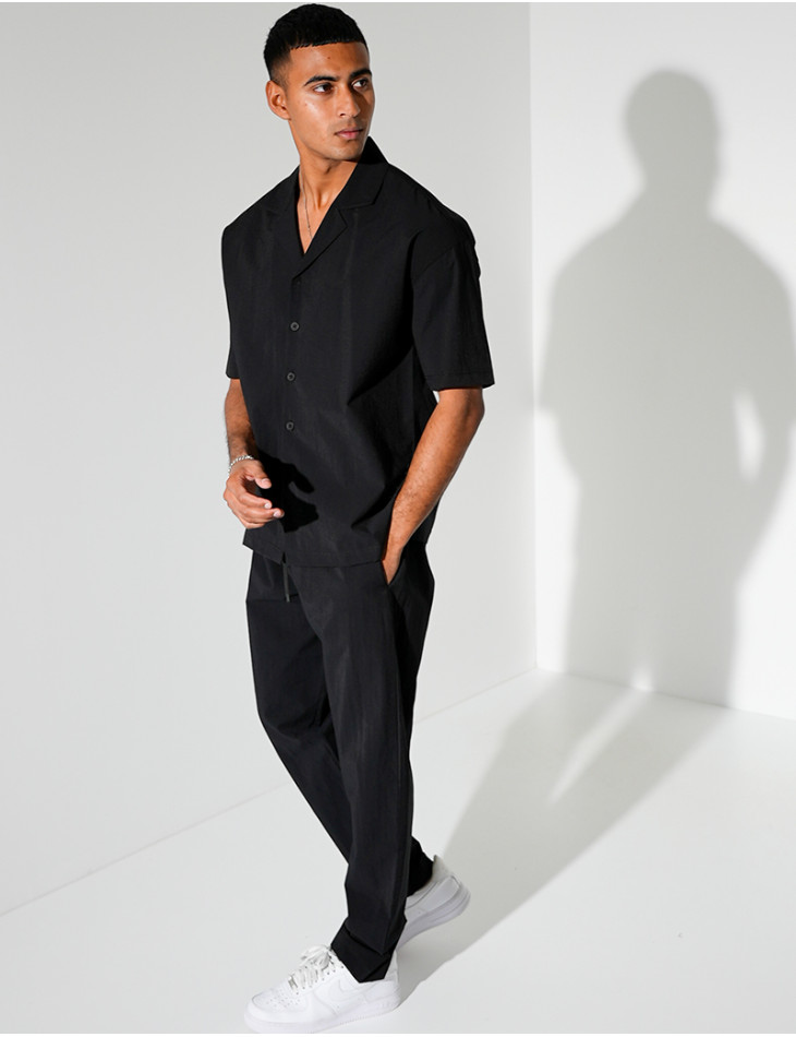 Ensemble pantalon et chemise manches courtes