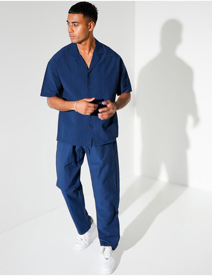 Ensemble pantalon et chemise manches courtes