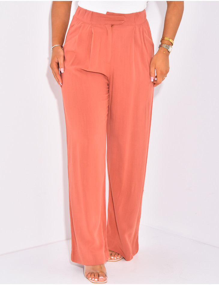 Straight-leg, high-waisted linen trousers