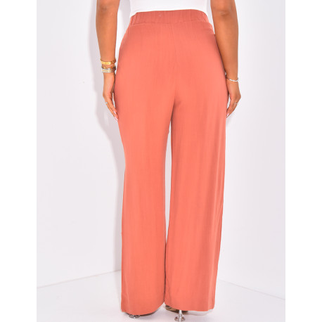 Straight-leg, high-waisted linen trousers