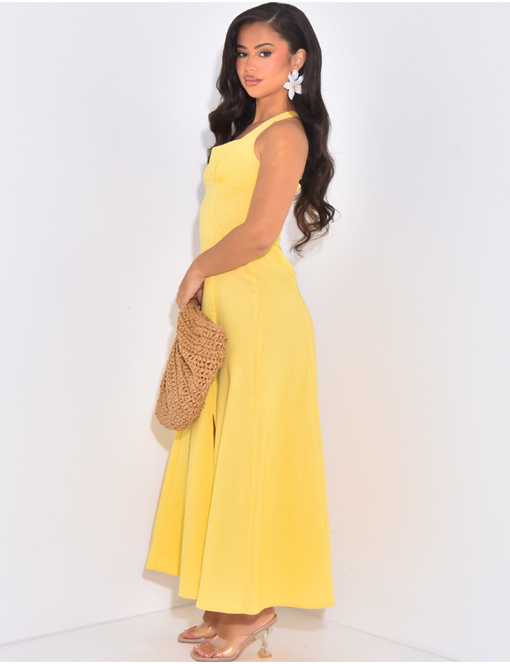 Slim-fit dress in linen with slits