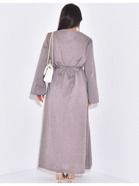 Langes Leinenkleid zum Binden in der Taille