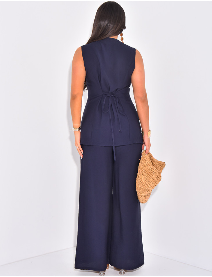 Ensemble en lin pantalon et blouse sans manche à boutons dorés
