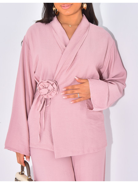 Ensemble effet lin cache-coeur à fleurs en relief à la taille