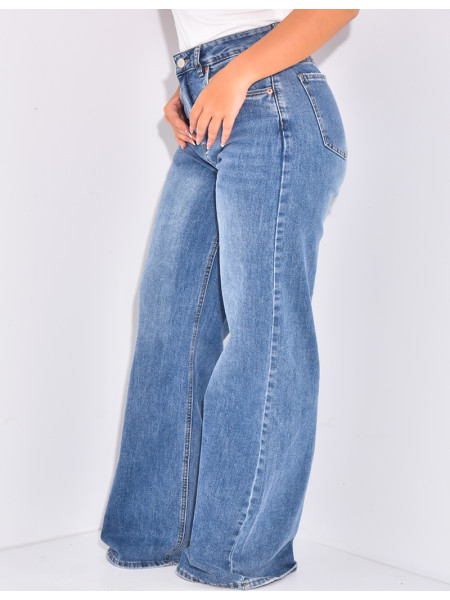 Weit geschnittene Jeans
